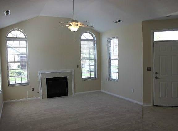 2nd image of 16642 Brownstone Ct
