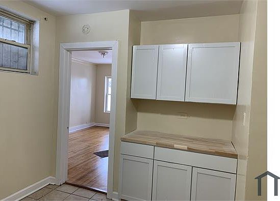 3rd image of 6630 S Yale Ave #2N