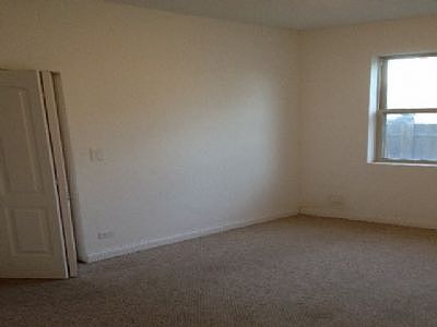 5th image of 2805 W Warren Blvd APT 1E