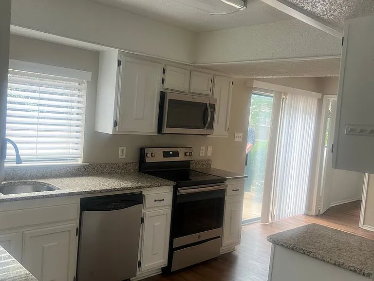 7 Shasta Dr — Photo 4