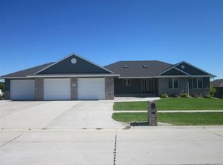 1708 Elmers Ln, Norfolk, NE 68701