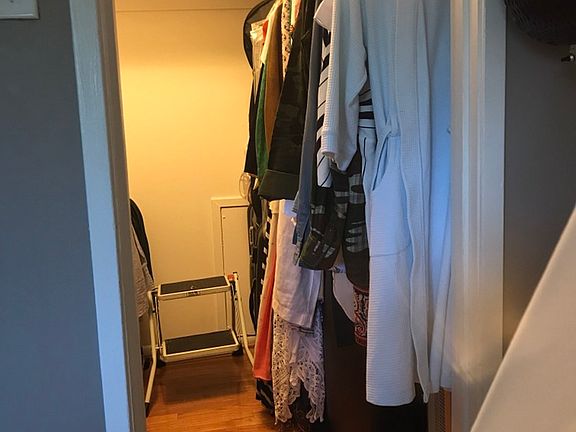 4th image of 10239 Prince Pl #104