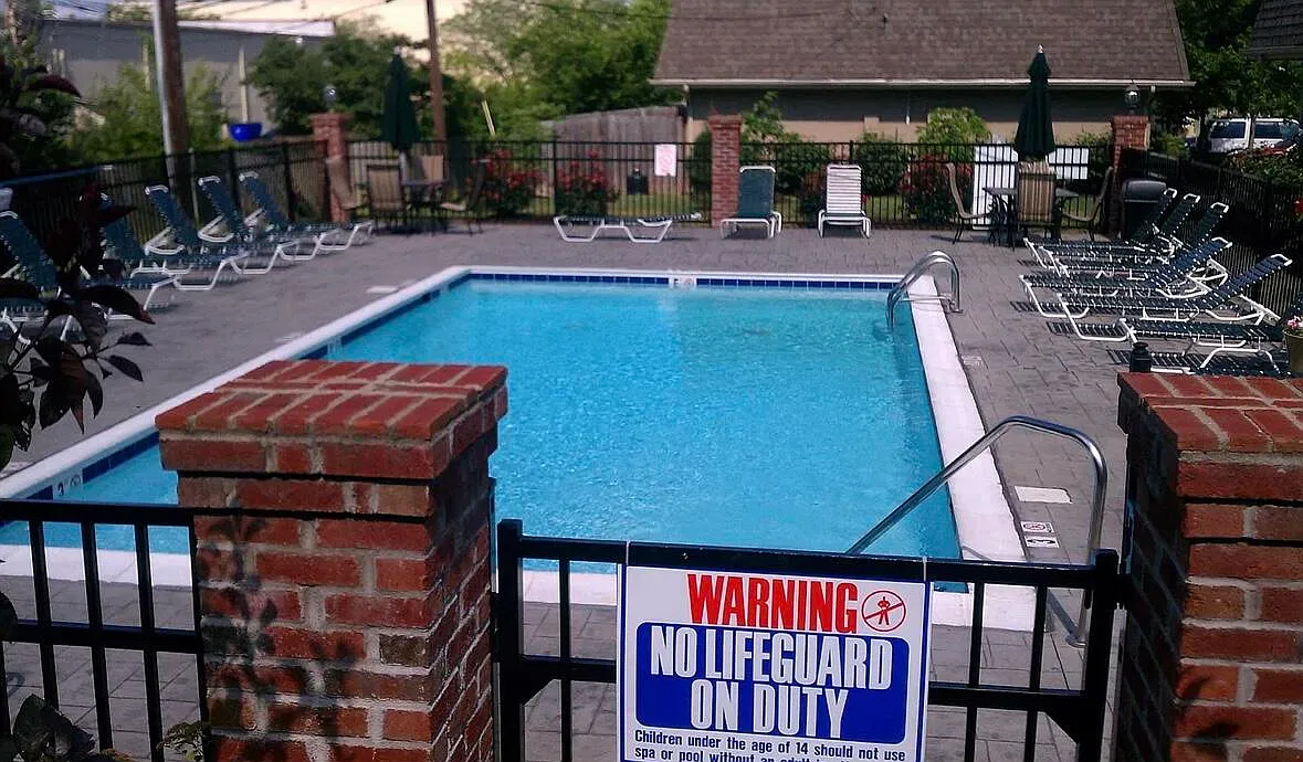 2 bed, 1.5 bath, 1088 sqft, $1,500 — Photo 4