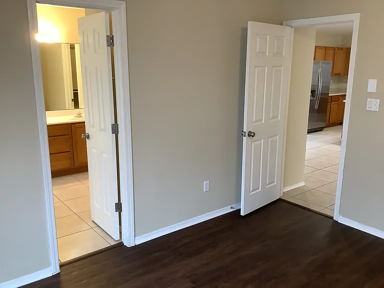 6609 Country Hills Ct NW — Photo 10