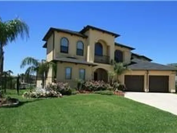 2406 Cutter Ct, Seabrook, TX 77586