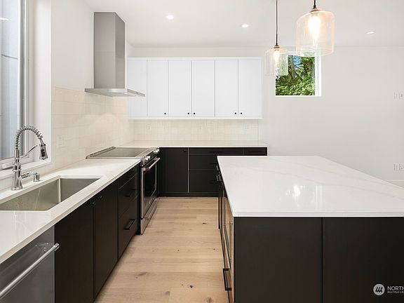 4th image of 13510 Wingard Court N #B