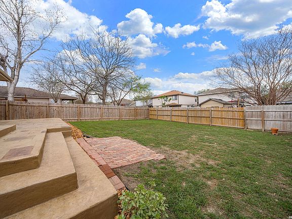 4th image of 659 Rattler Bluff