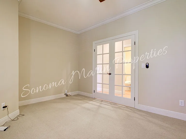 4626 Bennett View Dr — Photo 27