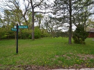 420 Forest Trl, Oak Brook, IL 60523