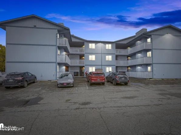 4530 Wright St APT 8, Anchorage, AK 99507