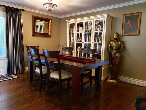 4th image of 5 Brookside Dr