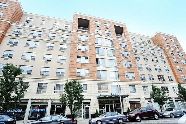 Sold by Bond New York | media 2