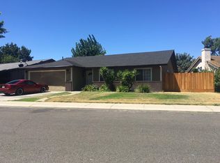 2748 Riverbend Dr, Modesto, CA
