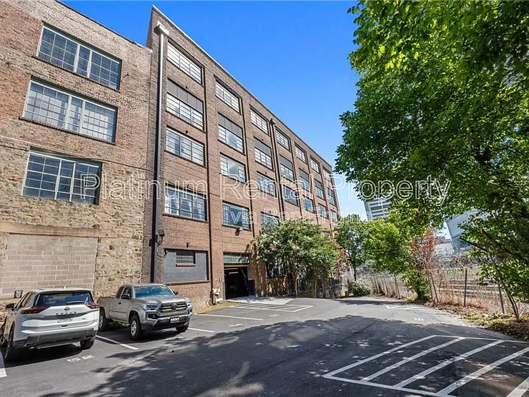 326 Nelson St SW #208 — Photo 57