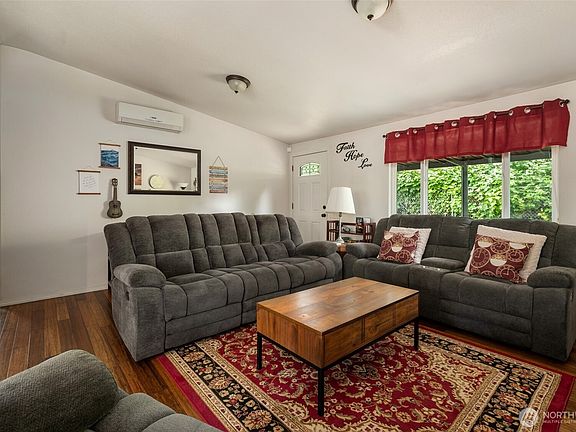 4th image of 1030 Timber Lane