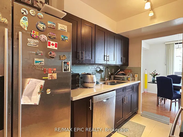 350 Seneca Hill Dr #908 — Photo 8