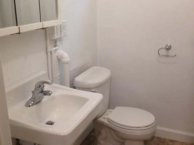 3015 35th Ave S #3 — Photo 3