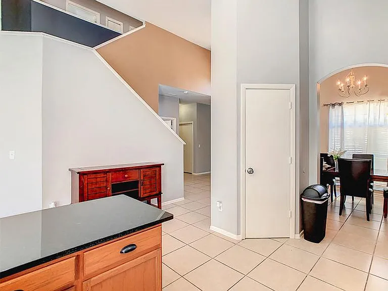 101 Bloomingdale Dr — Photo 15
