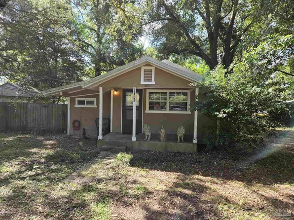 6613 Hinote St, Milton, FL 32570