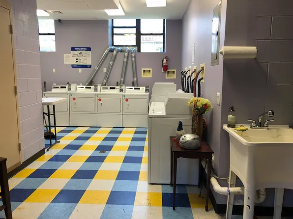 12311 Rockaway Beach Blvd, Rockaway Park, NY