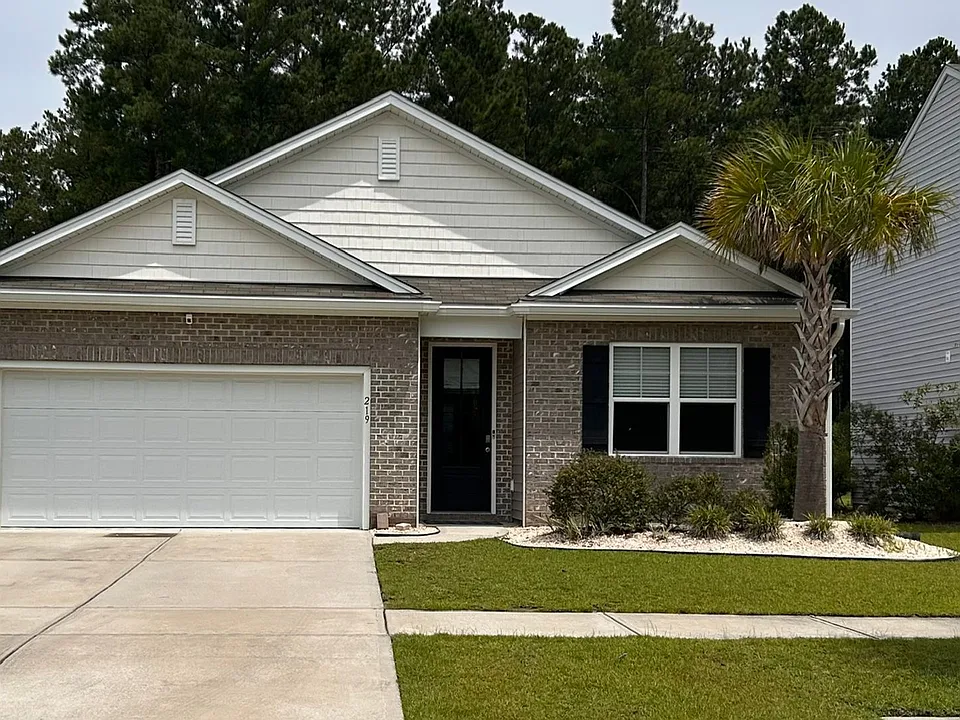 219 Greenwich Dr