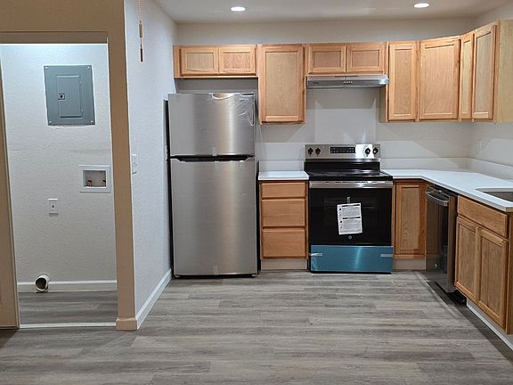 5th image of 780 Clems Rd #2