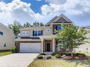 2716 Lawson Dr, Waxhaw, NC 28173