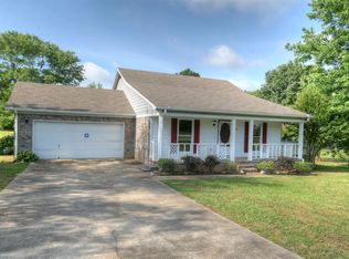 122 Dalton Dr, Huntsville, AL 35811