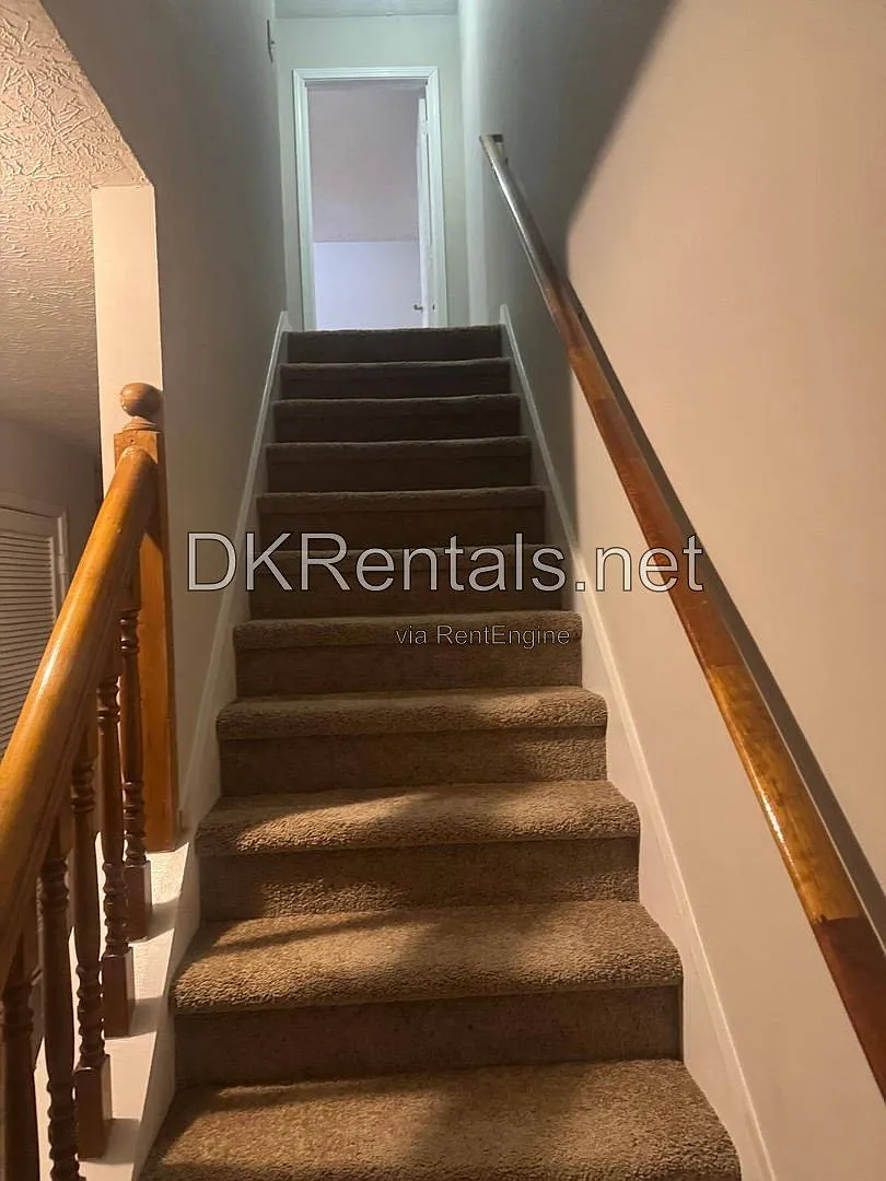2 bed, 2.5 bath, $1,295 — Photo 4