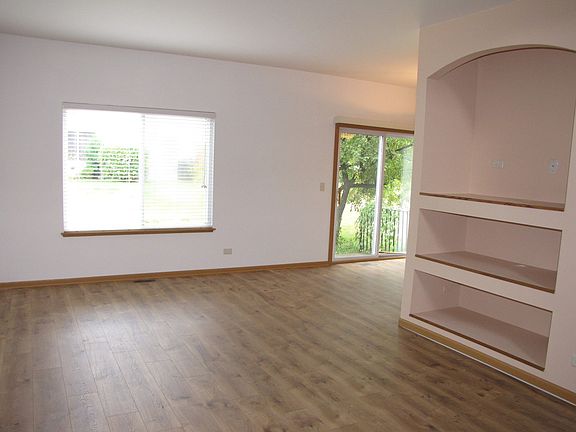 4th image of 2223 Stoughton Dr #0