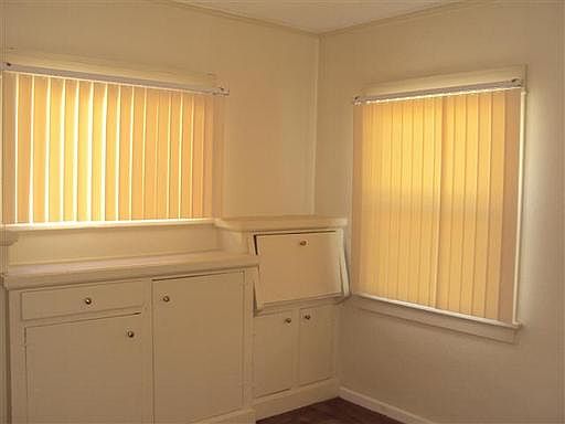 1st image of 3355 Beechwood Ave APT B