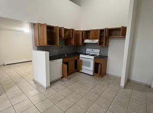 10005 92nd Ave APT 209, Richmond Hill, NY 11418