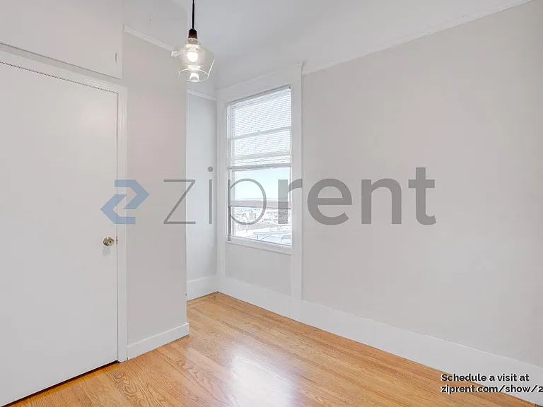 2136 Jones St — Photo 9