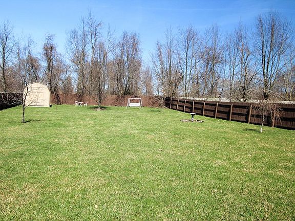5th image of 330 Pruden Dr