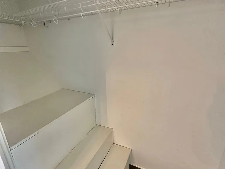 380 Ramsey St — Photo 12