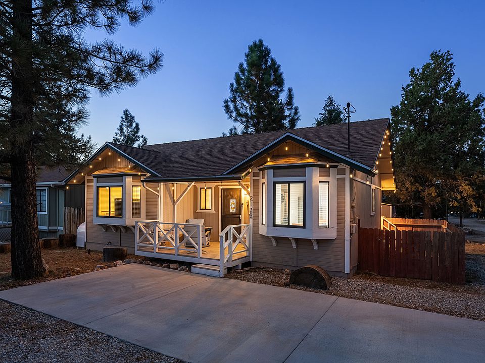 1st image of 2125 2nd Ln