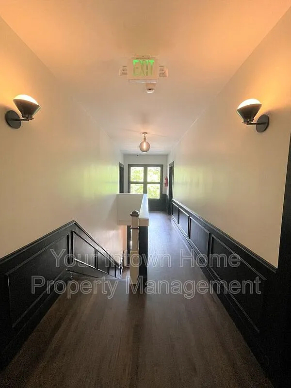 Studio, 1.0 bath, 550 sqft, $1,450 — Photo 3