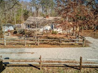 16019 Harrowgate Rd, Chester, VA 23831