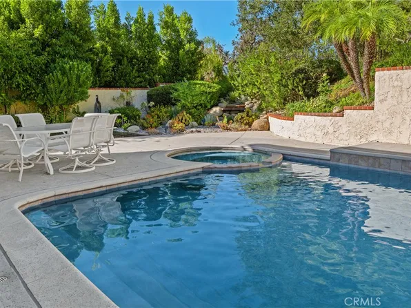 234 Fox Ridge Dr, Thousand Oaks, CA 91361