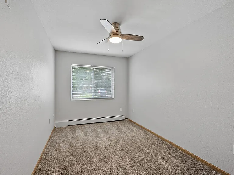 Creekside Commons Apartments — Photo 58