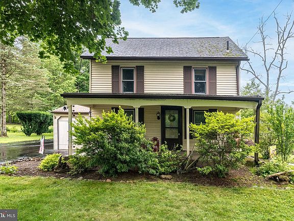 2nd image of 1108 Dogwood Ln