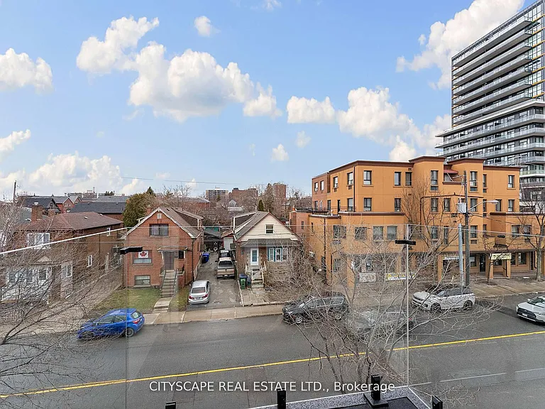 589 Oakwood Ave #4 — Photo 33