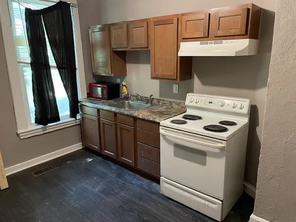 3015 Grayson St, Baltimore, MD 21216