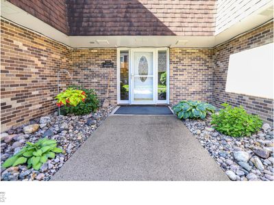525 6th Ave W APT 5, West Fargo, ND, 58078