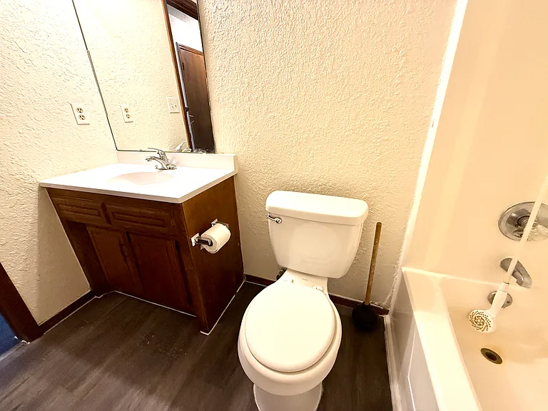 517 A St NW #2 — Photo 15
