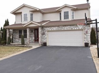 22537 W Bass Lake Rd, Plainfield, IL 60544