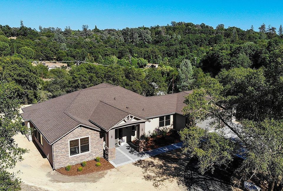 1st image of 7215 Kay Kay Ct