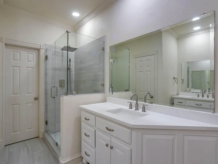 4110 McKinney Ave #5 — Photo 16