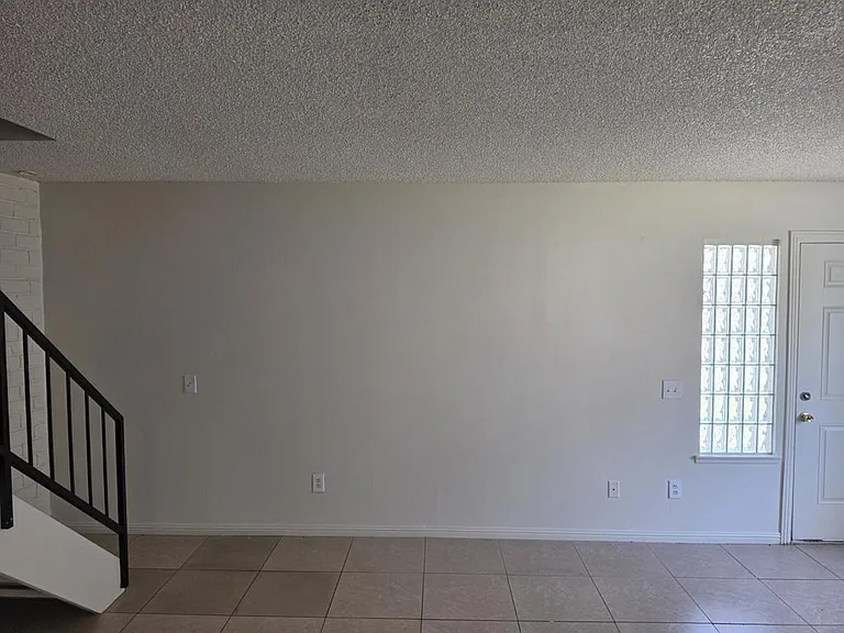 72721 Willow St #2 — Photo 5