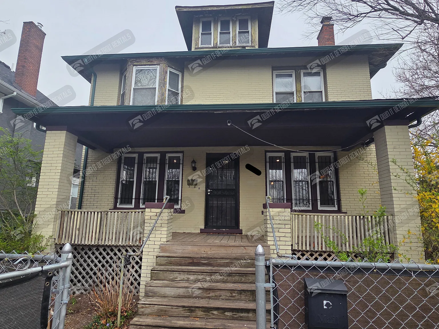 House- Colonial — Photo 1